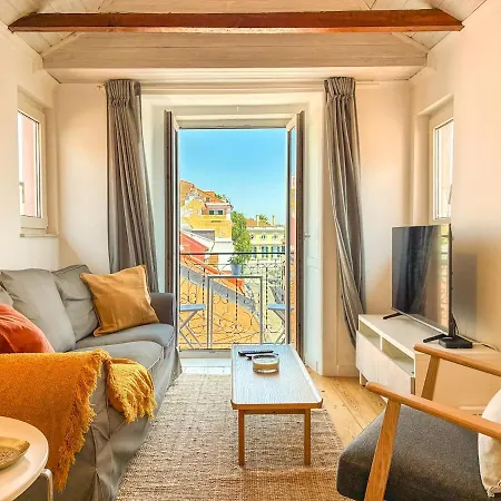 Casa Lapa - Charming With Balcony Apartment Lisbon