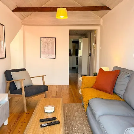 Apartment Casa Lapa - Charming With Balcony *